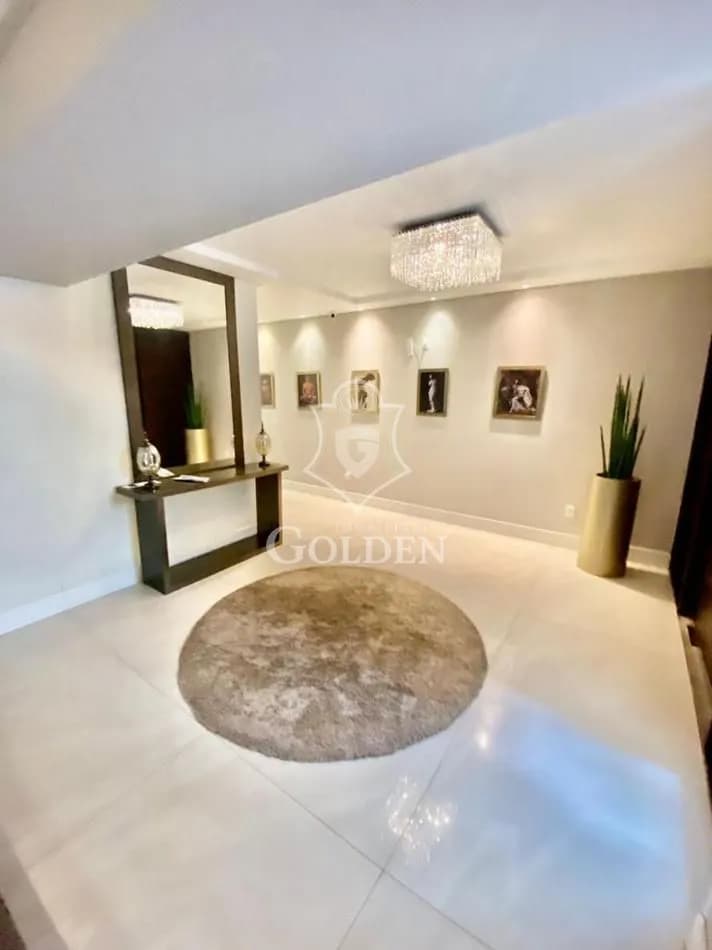 LOUVRE RESIDENCE — 2