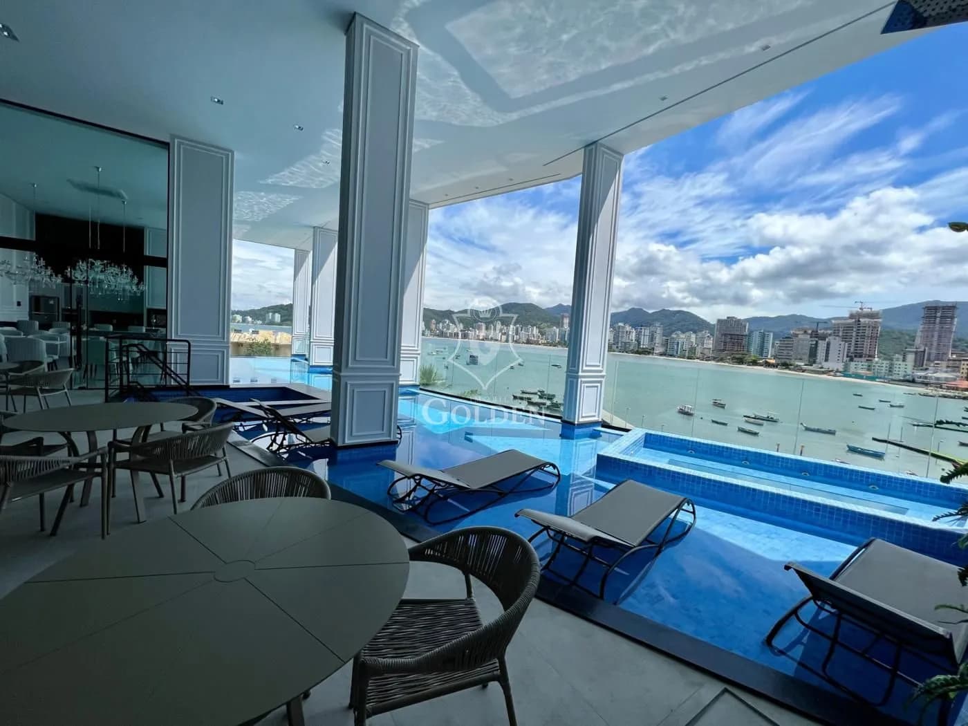 MILANO EXCLUSIVE RESIDENCE — 4