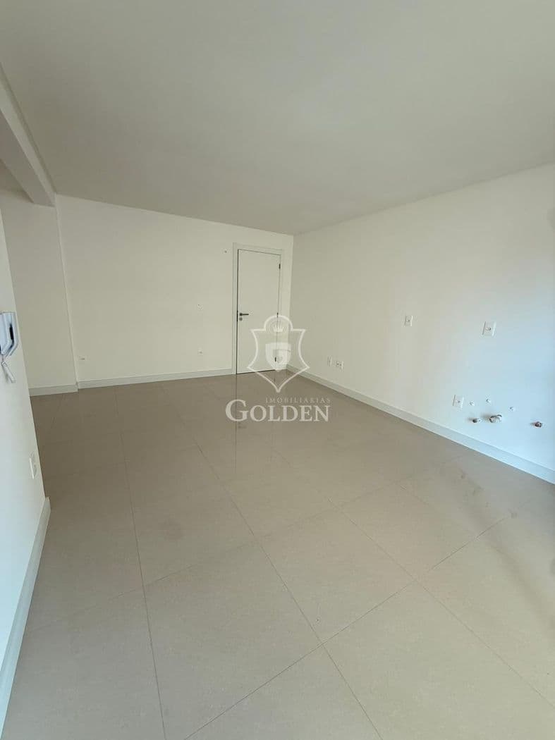 GREEN PARK RESIDENCE — 3