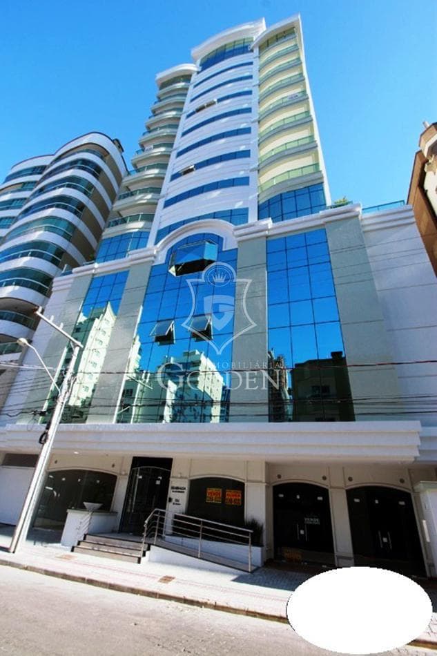 ESMERALDA PALACE RESIDENCE