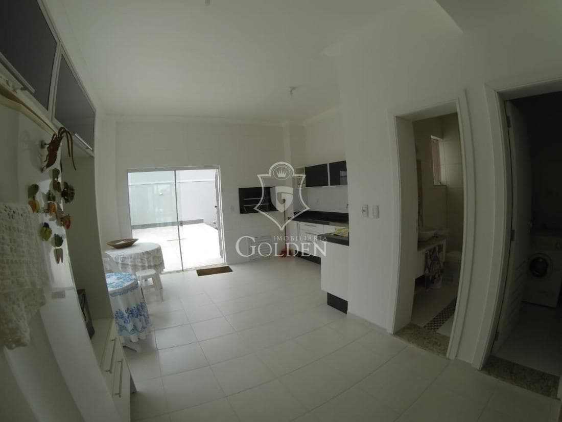 ÓTIMA CASA EM BALNEÁRIO PEREQUÊ — 5