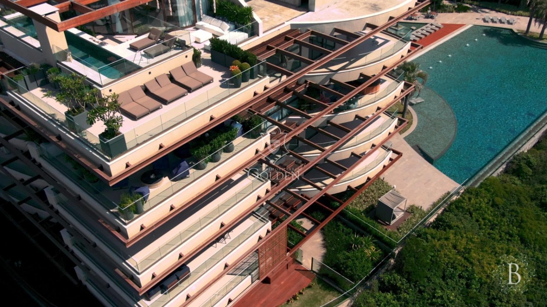 CONDOMÍNIO RESIDENCIAL BRAVÍSSIMA