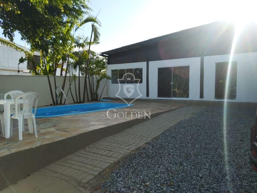 CASA ESTALEIRINHO