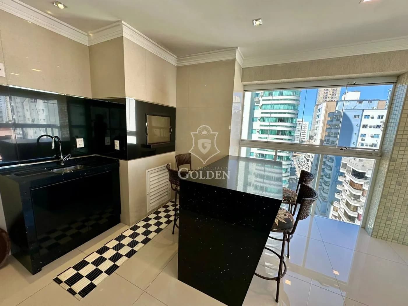 PRIVILEGE RESIDENCE
