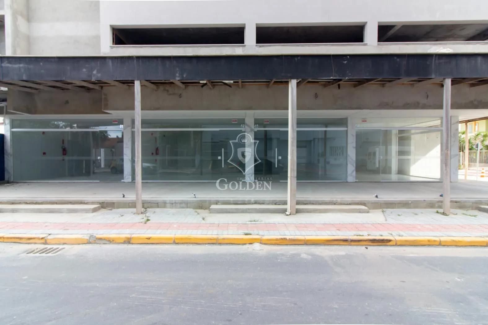 SALA COMERCIAL 4 VYLLAR BEACH
