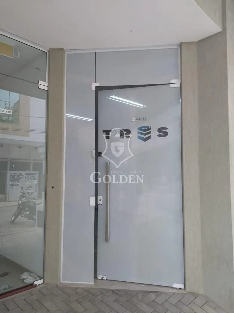 RESIDENCIAL THAITI, SALA COMERCIAL — 3