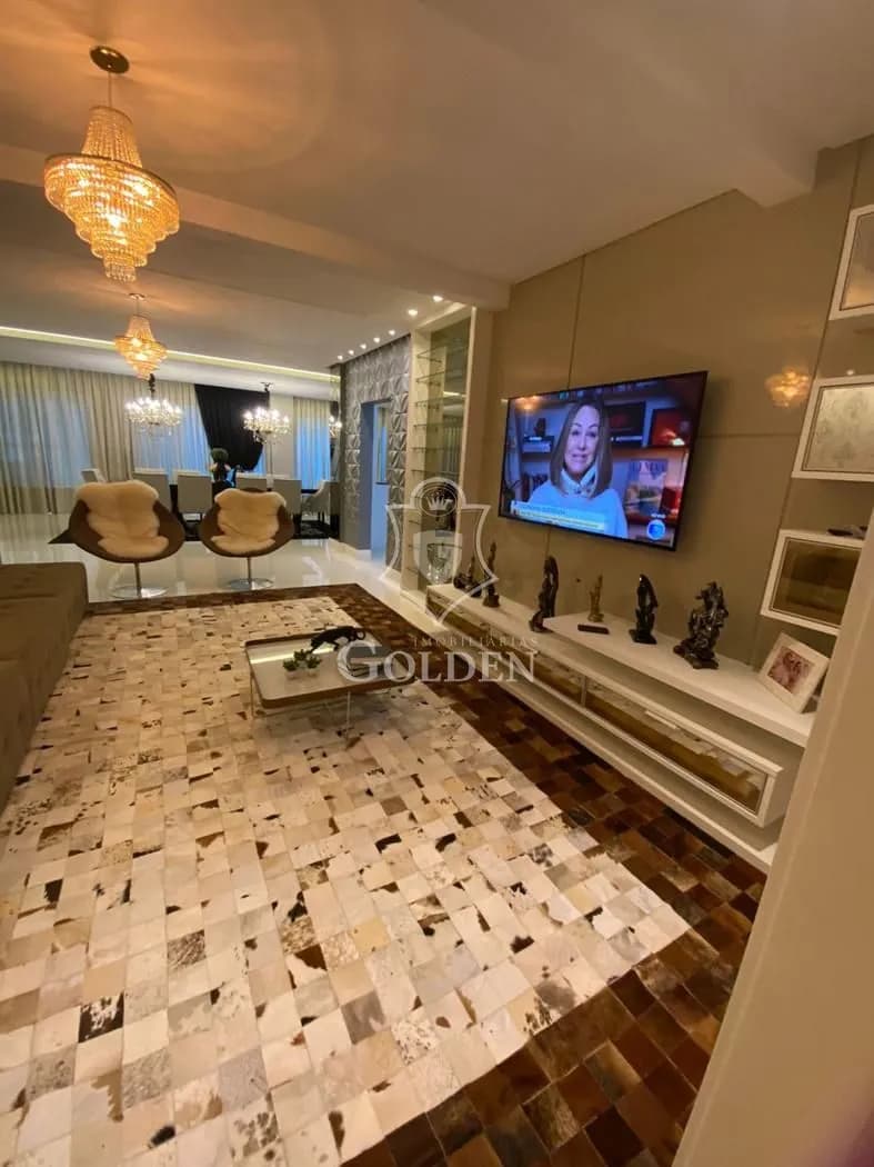 MOUNT EVEREST RESIDENCIAL