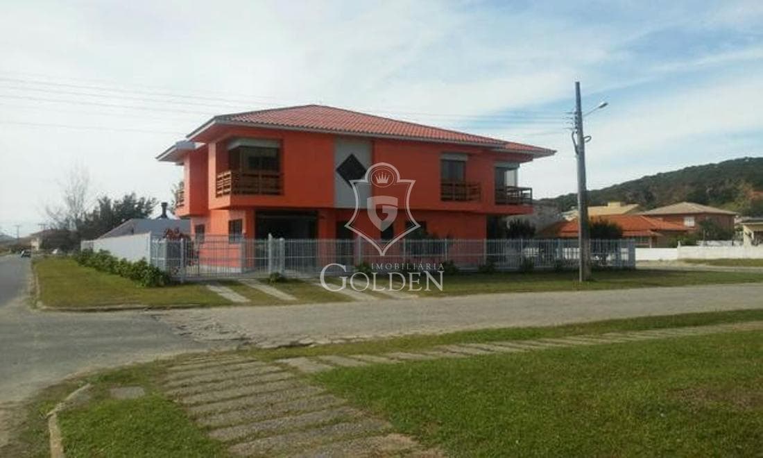 CASA EM ITAPIRUBÁ — 3