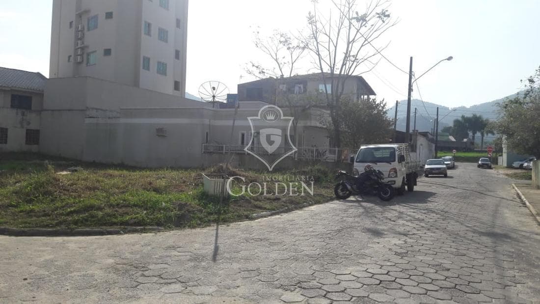 TERRENO CENTRO DE ITAPEMA — 2