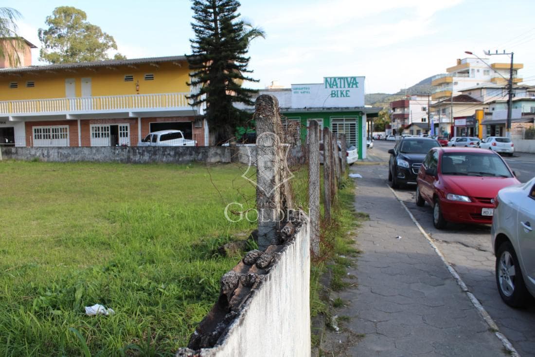 TERRENO A VENDA EM ITAPEMA — 4