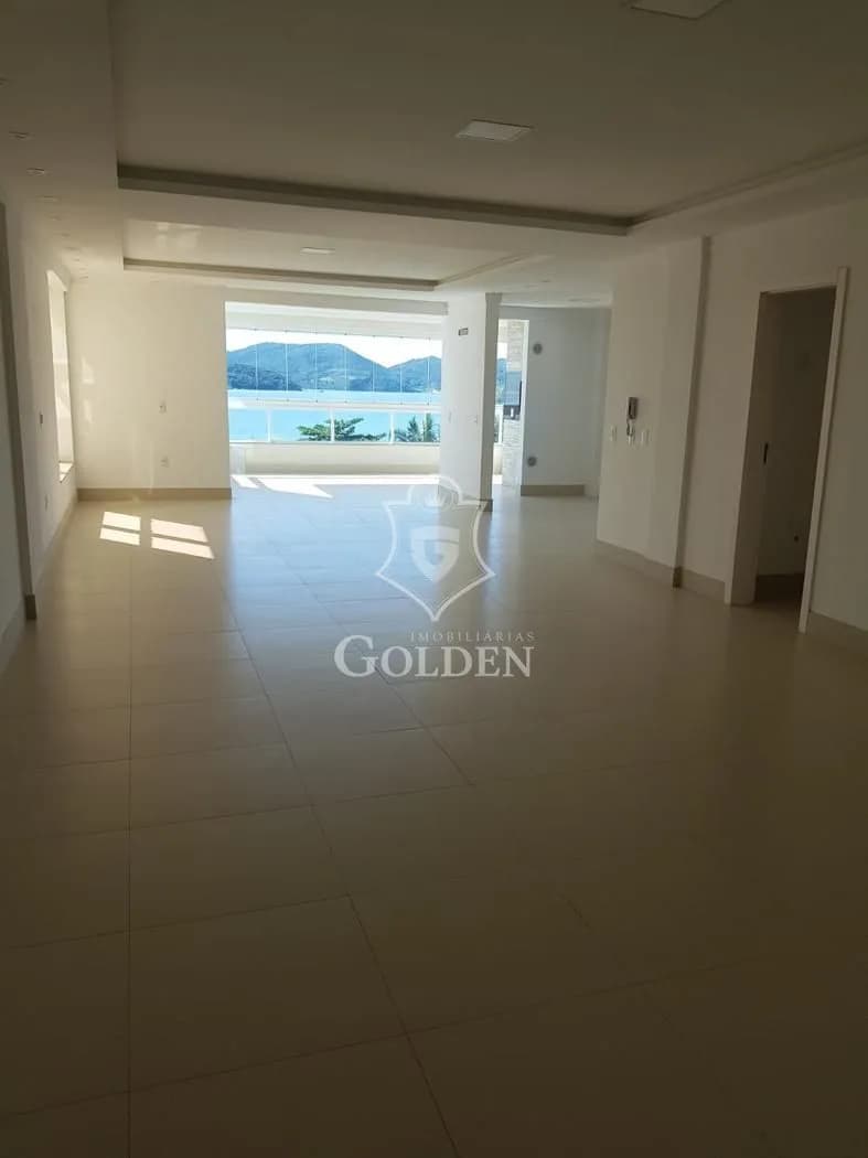 FRENTE MAR, ED.COSTA ESMERALDA — 5