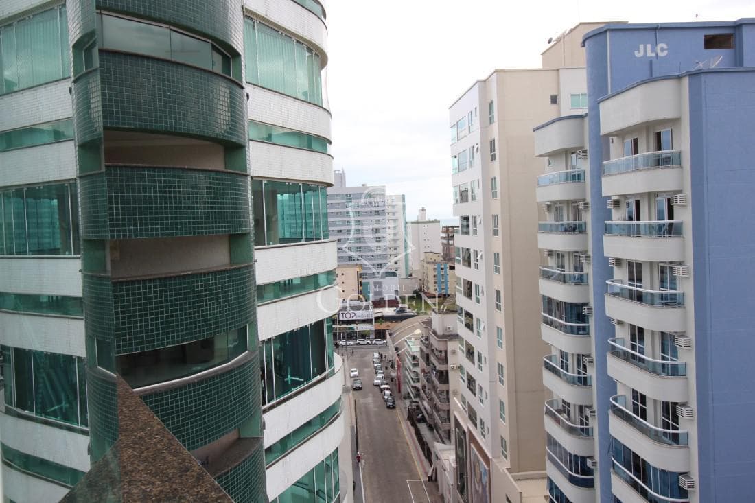 ALPHAVILLE — 5