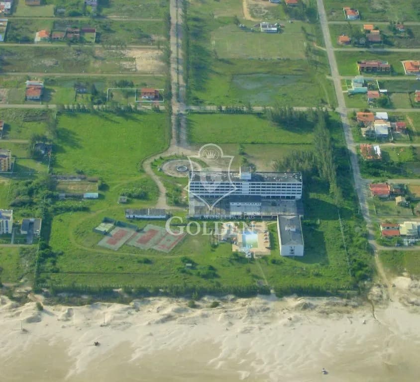 TERRENO EM LAGUNA