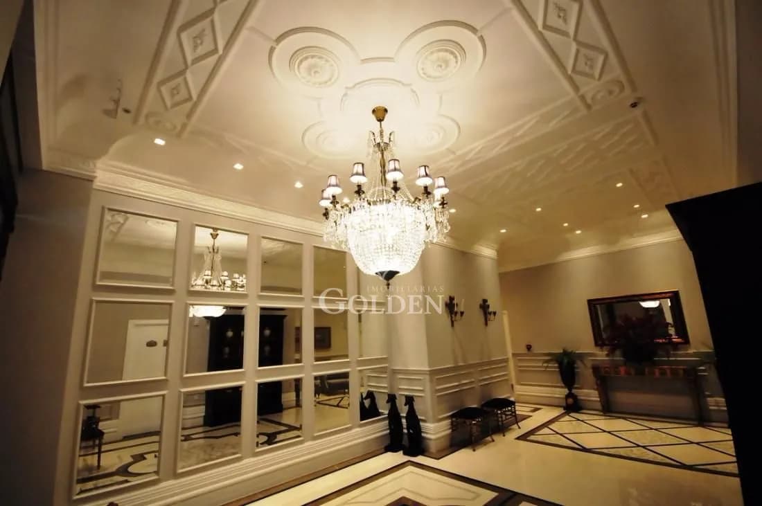 MAISON PARIS — 4