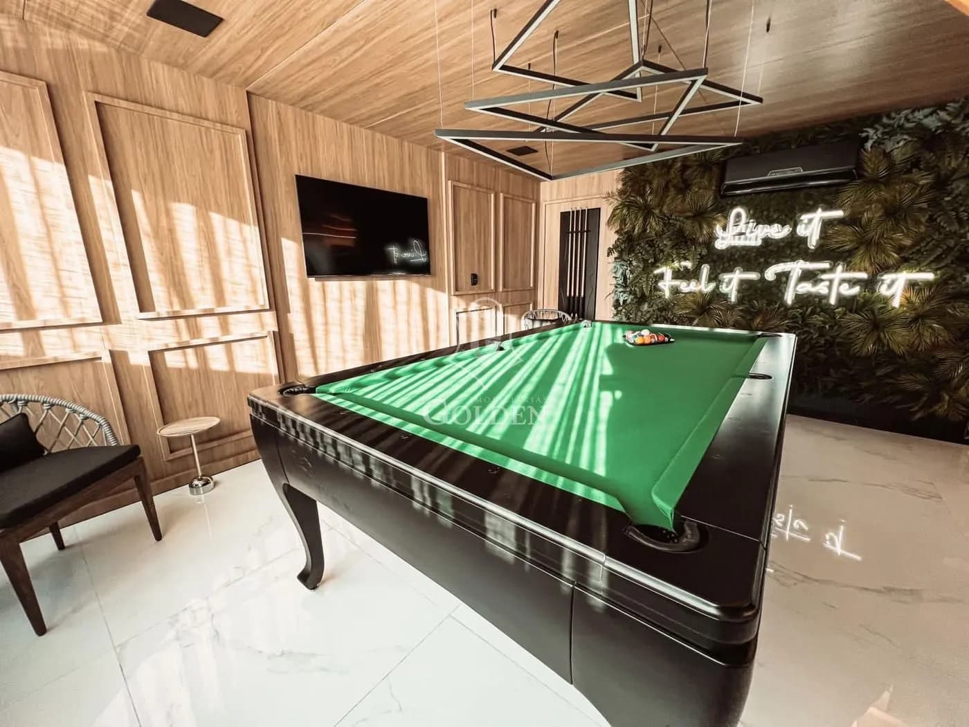 MARIA EDUARDA RESIDENCE — 2