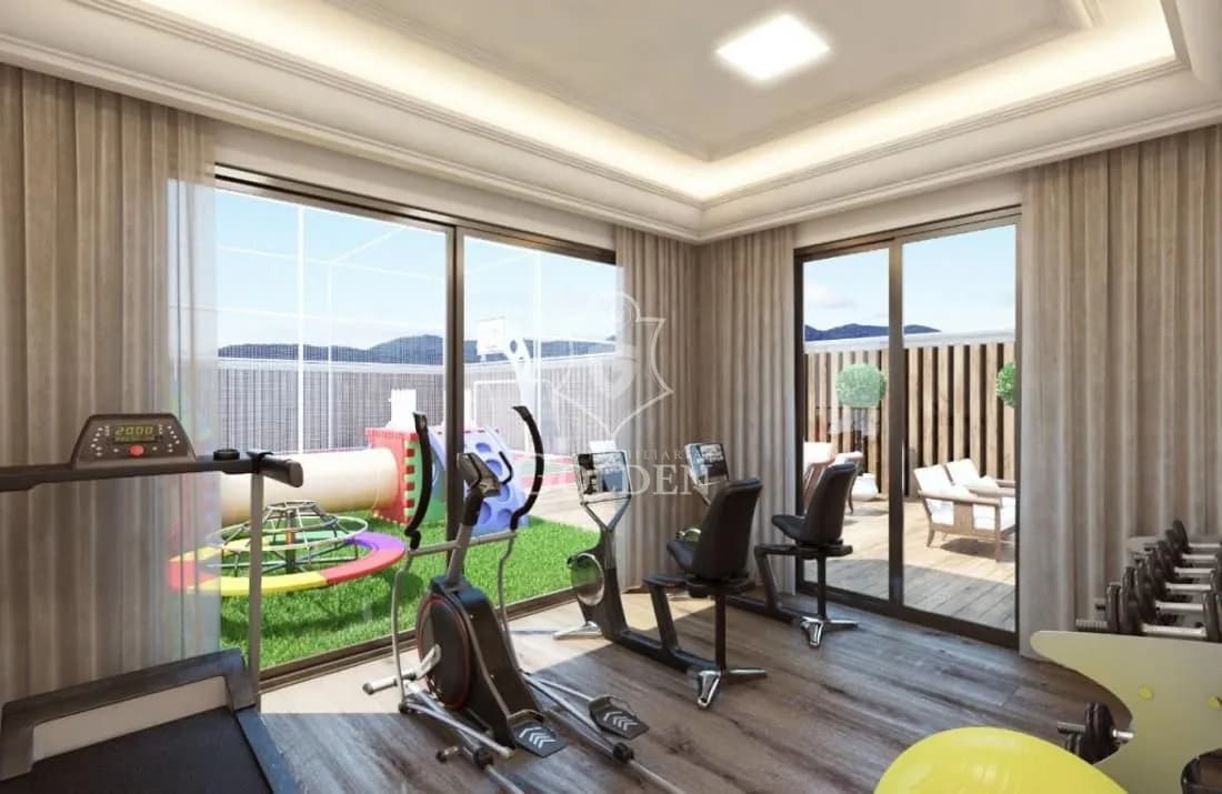 BOURBON RESIDENCE — 4