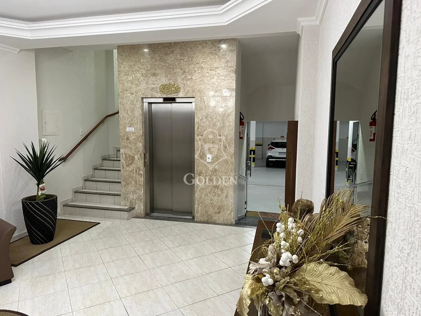 RESIDENCIAL CRYSTAL — 3