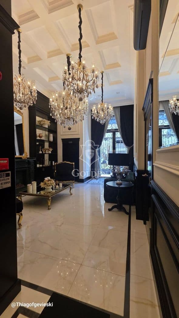 PALAZZO PARIGI — 3