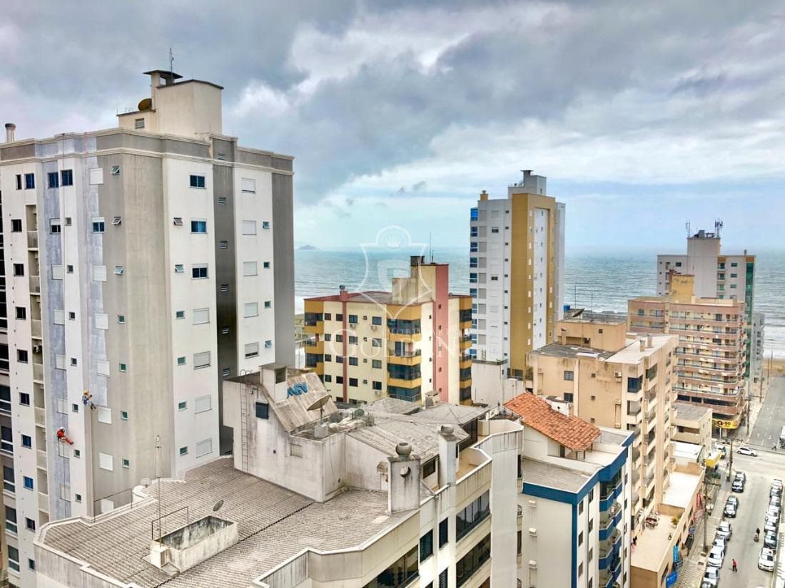 EDIFÍCIO ÁUREO — 4
