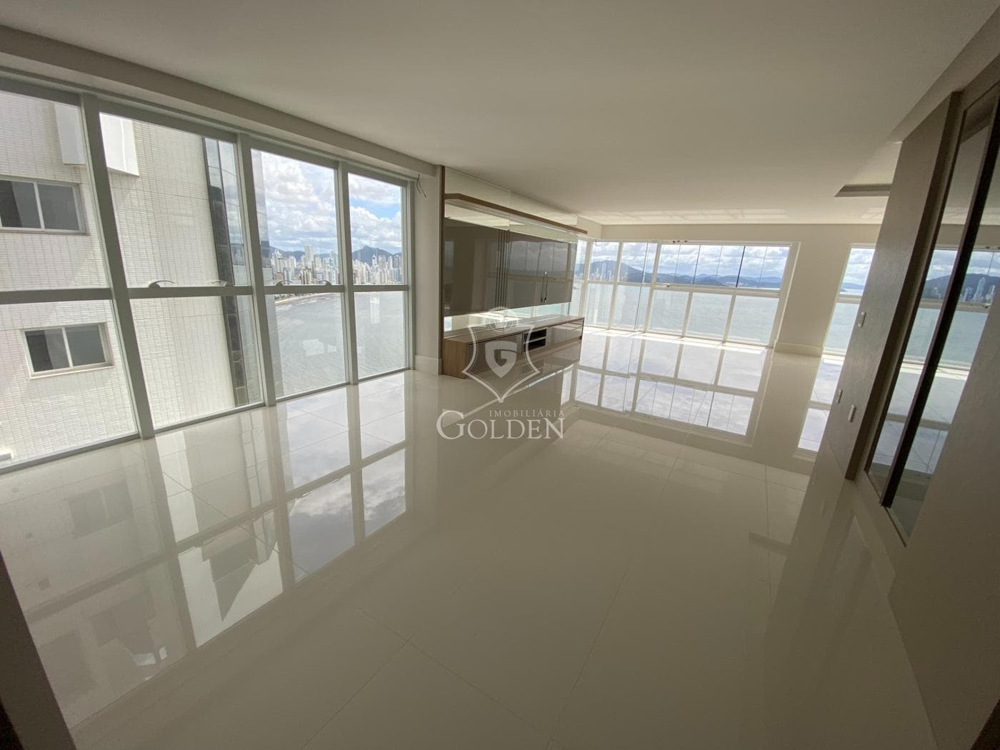 IBIZA TOWERS — 2