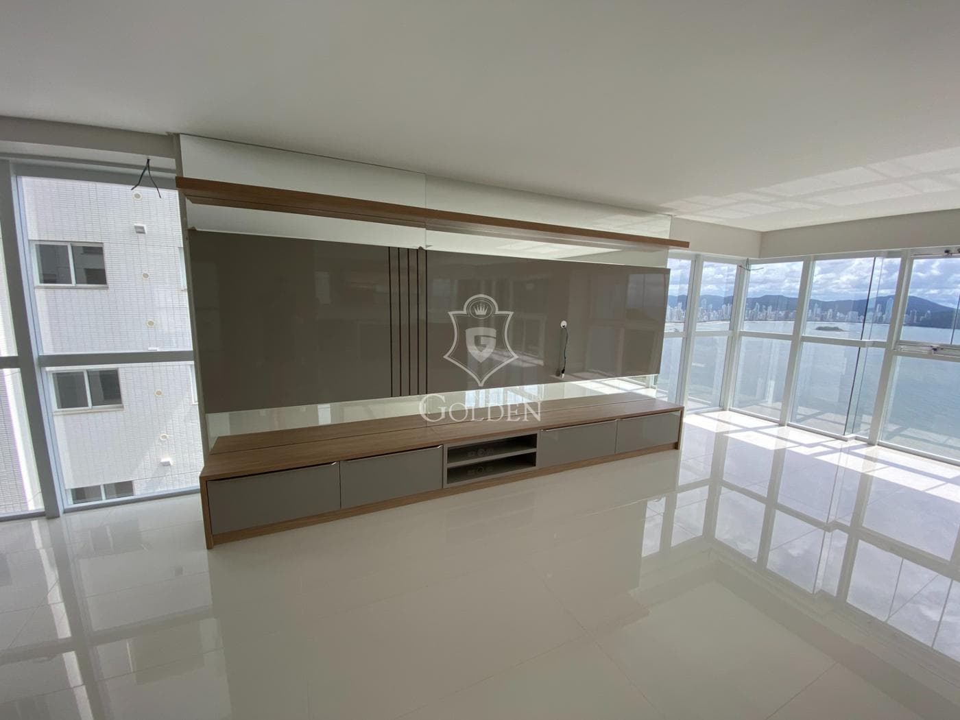 IBIZA TOWERS — 4