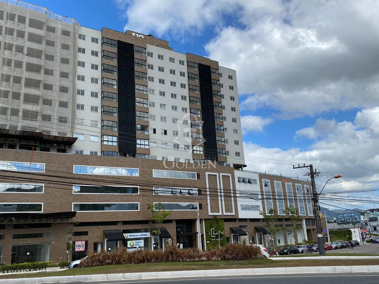 ICON RESIDENCE — 3