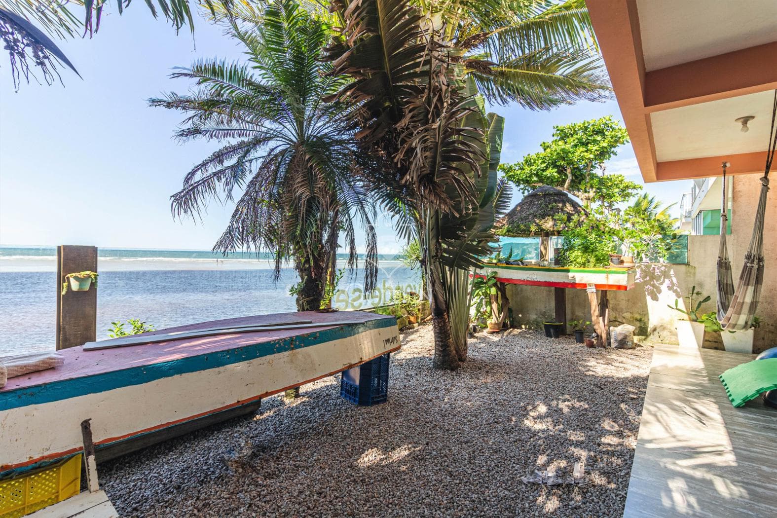 CASA FRENTE MAR — 2