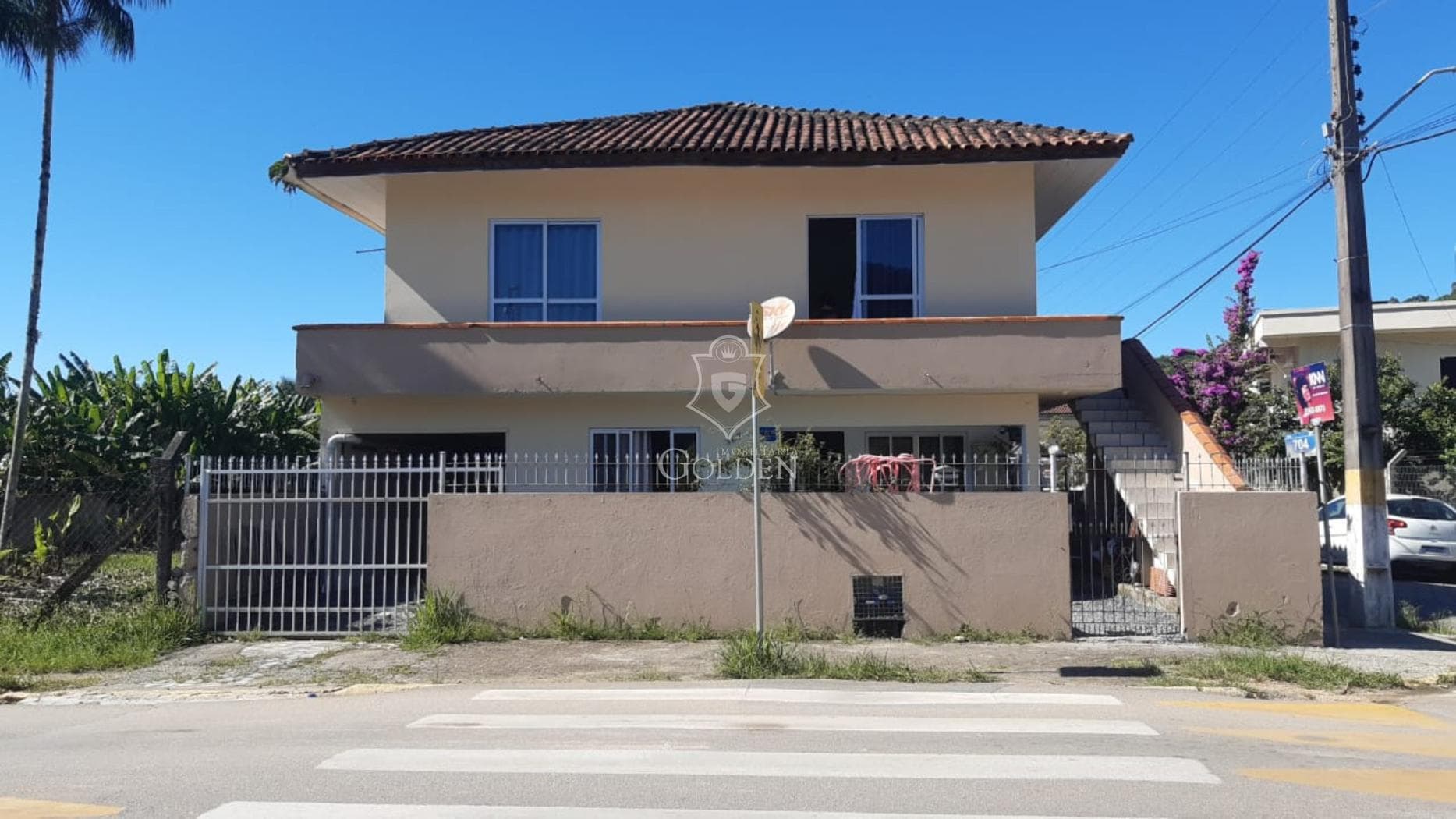 CASA A VENDA — 2