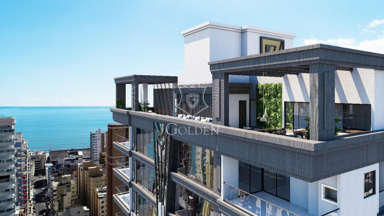 VILLA ITALIA — 4