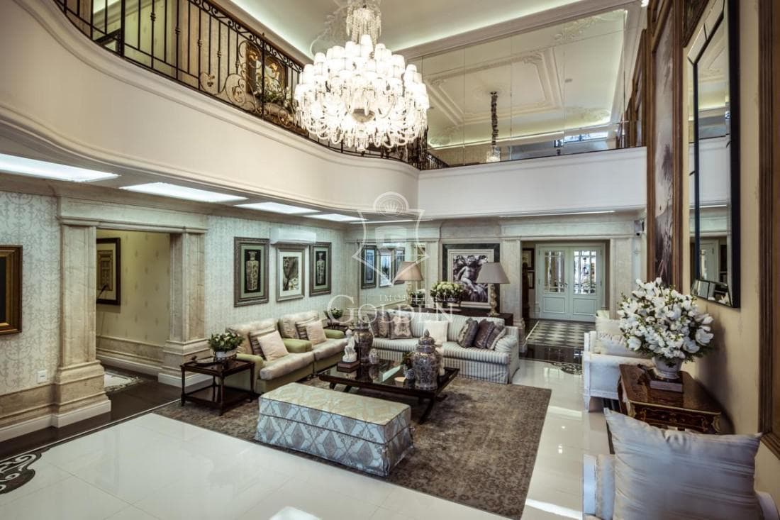 PRIVILÉGE RESIDENCE — 5