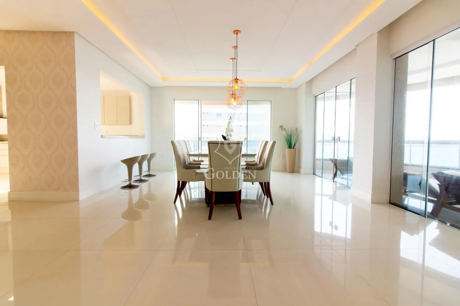 MOUNT EVEREST RESIDENCIAL — 4