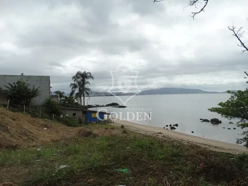 TERRENO FENTE MAR — 4